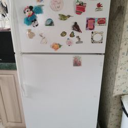 Refrigerator $125
