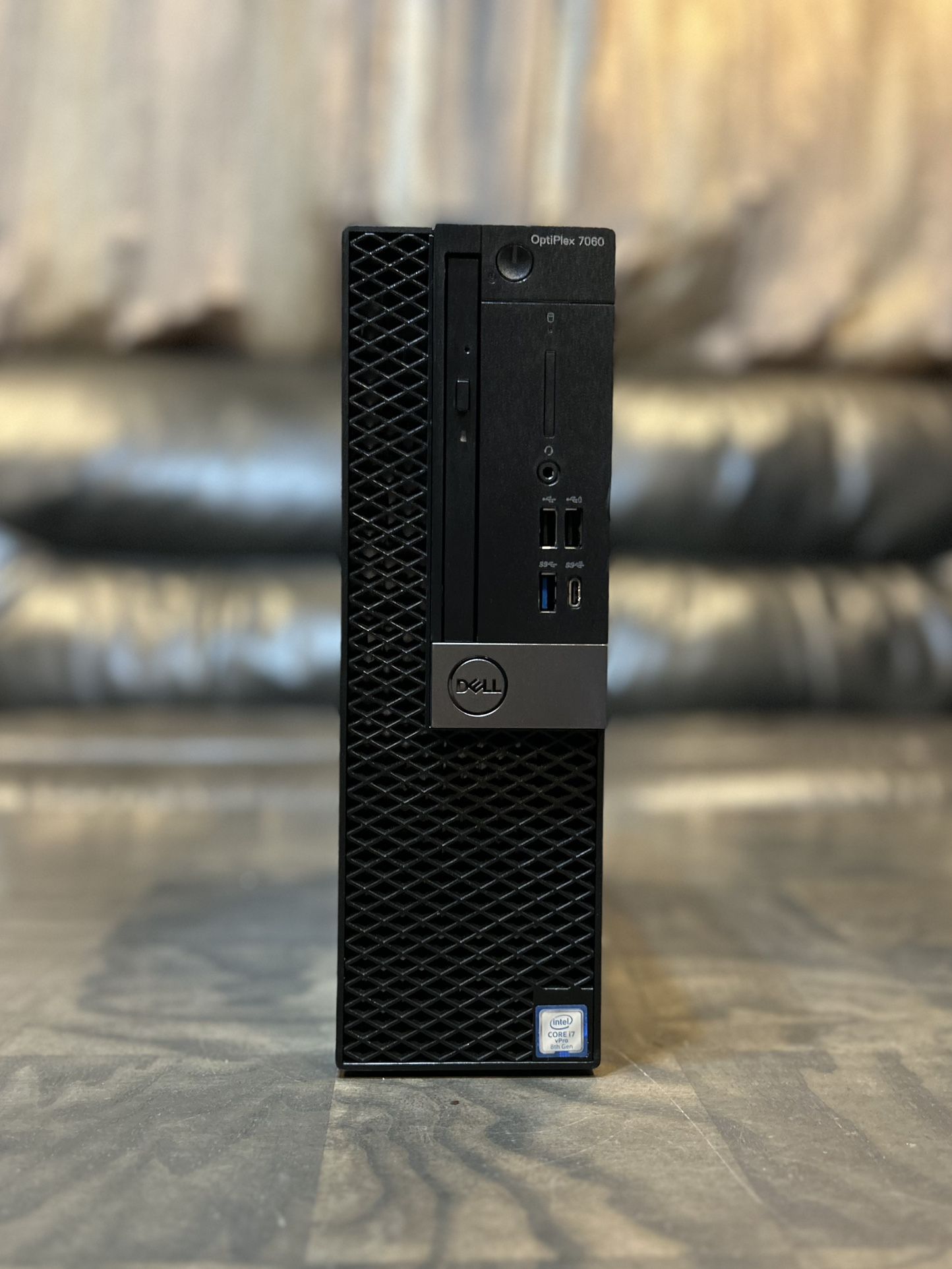 DELL Optiplex 7060 SFF Core i7 8th gen. 32GB RAM 512GB SSD Windows 11 dual display desktop computer