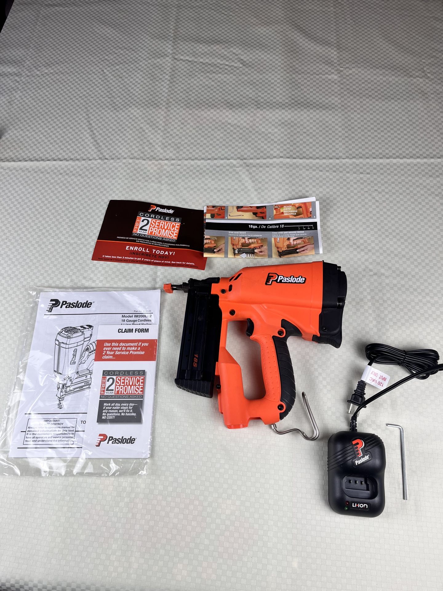 Paslode Li -ion 18 Ga. Cordless Brad Nailer NO BATTERY