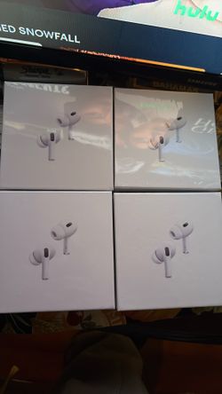 Apple AirPods 2nd Generation with MagSafe charging case
