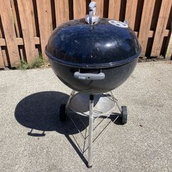 Weber 22” Original Kettle BBQ Grill Smoker