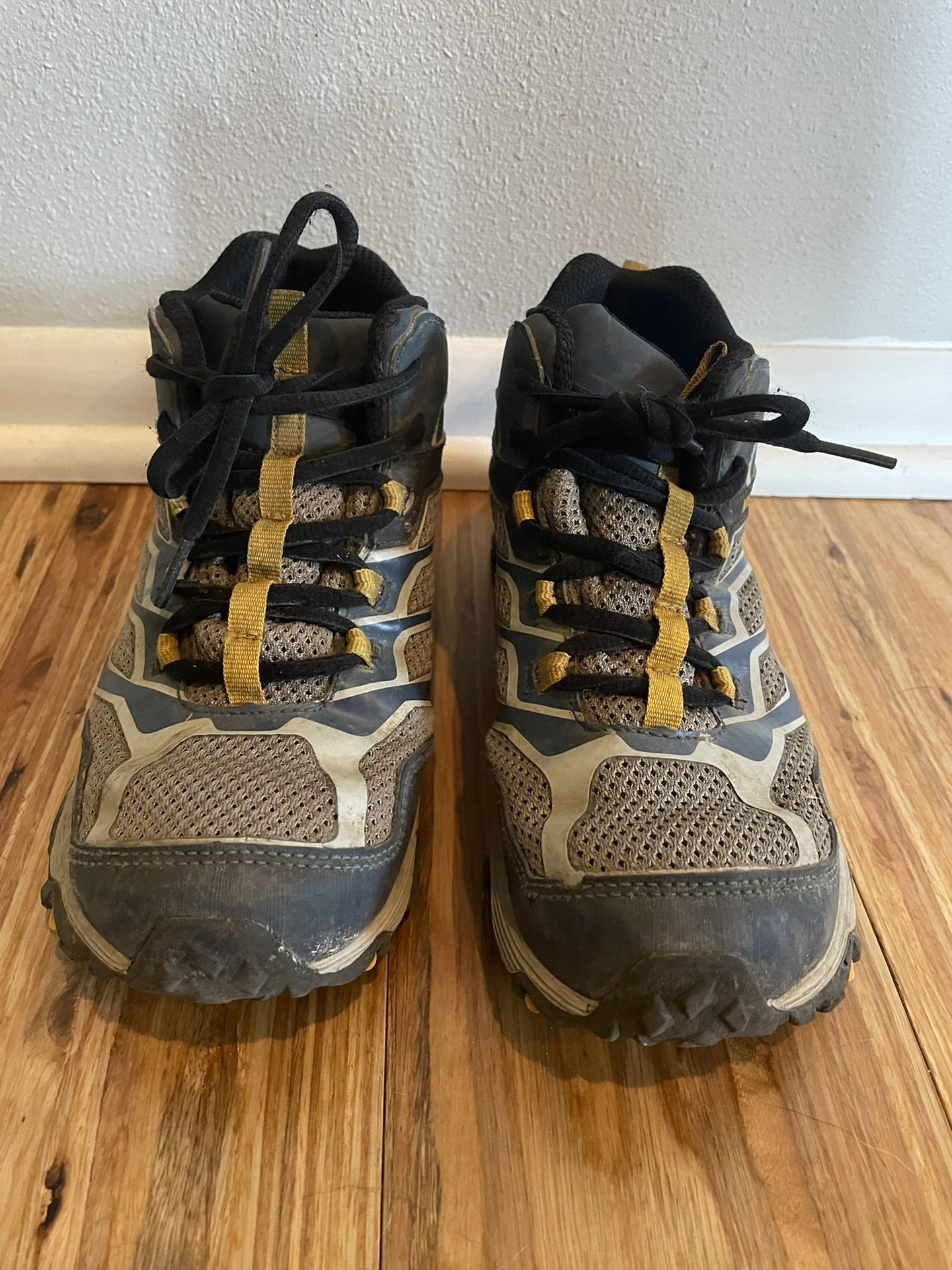 Merrell Kid’s Hiking Boots Size 4 (EU 35)