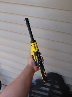 1/4" Dewalt Long Ratchet 20v