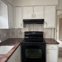 Kitchen Cabinets With Stove And Dish washer 