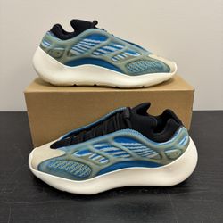 Yeezy 700 arzareth