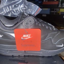 Nike Air Max 1 ‘87 *Supreme Black White*
