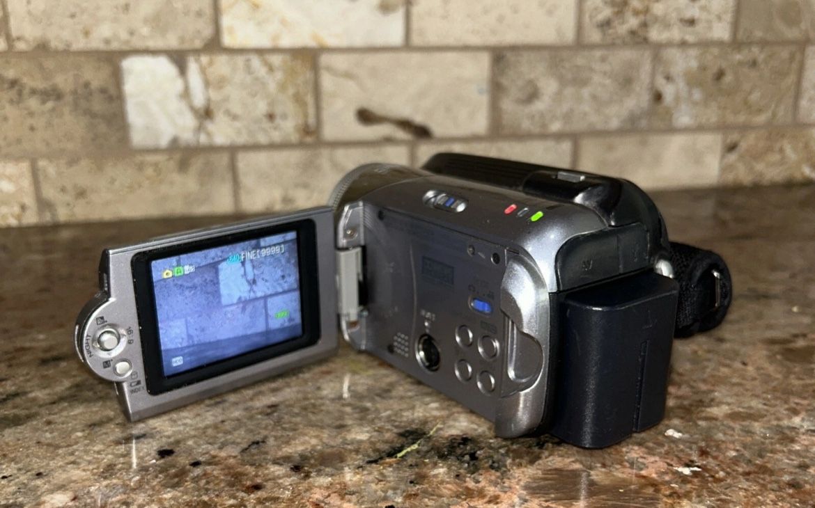 Jvc everio gz mg21u video camcorder