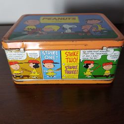 Vintage Peanuts Lunchbox with Thermos by Thermos