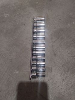 Snap On tools 3/8 drive SAE semi deep socket set..1/4".. to..7/8"