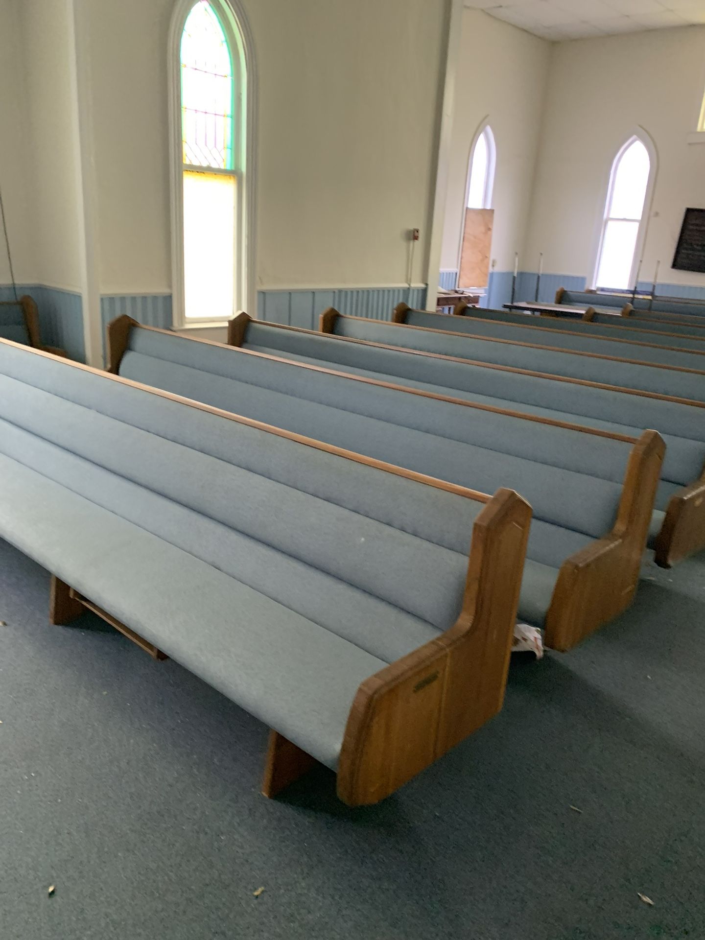 Good Condition Used Church Pews