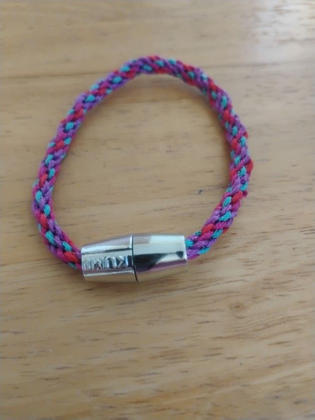 Cool Maker Kumi Cools Red Multi Color Bracelet