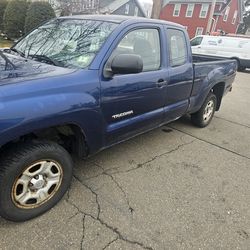 Toyota Tacoma