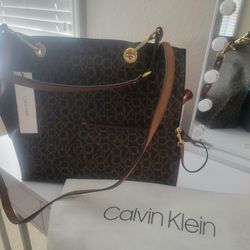 Calvin Klein BIG Purse