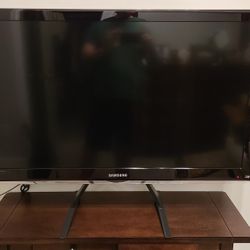 "40 Samsung TV with Amazon Firestick