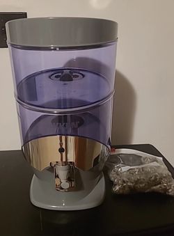 Nikken PiMag Waterfall Multi Stage Water Filtration System  