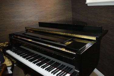 Yamaha Baby Grand Piano
