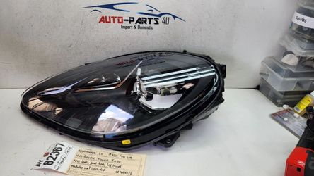 2019 - 2020 - 2021 - 2022 PORSCHE MACAN LEFT TURBO FULL LED HEADLIGHT OEM AY82367