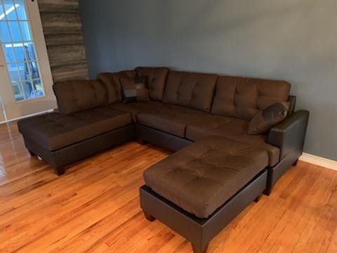 Brand New Brown Linen Sectional Sofa +Ottoman (Grey Available) 