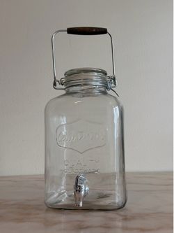 Better Homes & Gardens Glass 2 Gallon Beverage Dispenser with Glass Clamp Lidy