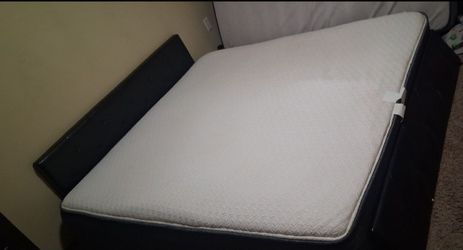 King size beautyrest hybrid  mattress