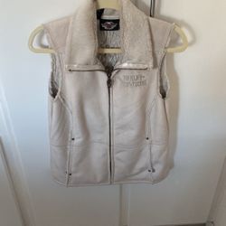 Ladies HARLEY DAVIDSON VEST!