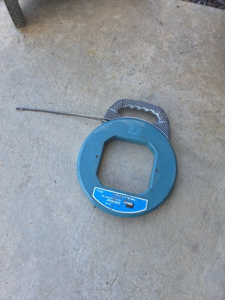 100' Ideal Fish tape