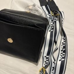 BLACK /GOLD Prada RE-NYLON  Shoulder Bag 