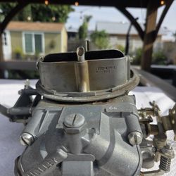 Holley  # 4778 - 2.     700 CFM