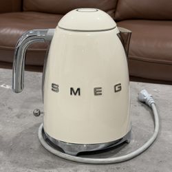 Smeg Kettle