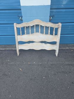 Twin bed frame