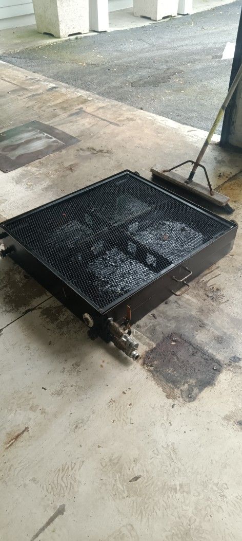 2 Rolling 15 Gallon Oil/Fluid Drain Pans, For 4 Post Drive On Lifts
