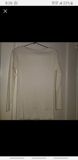 White knitted sweater Fits like a S