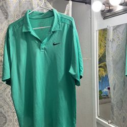 Nike Dri Fit Golf Shirt