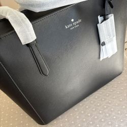 Kate Spade - Med Tote - Schuyler With Wallet