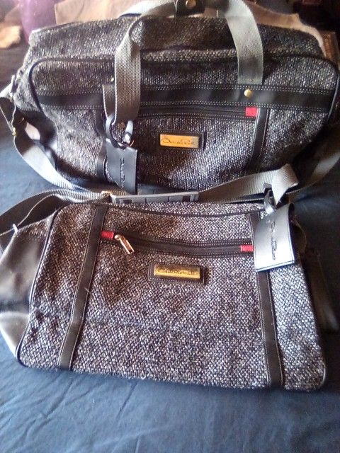 Oscar De La Renta Travel Bags