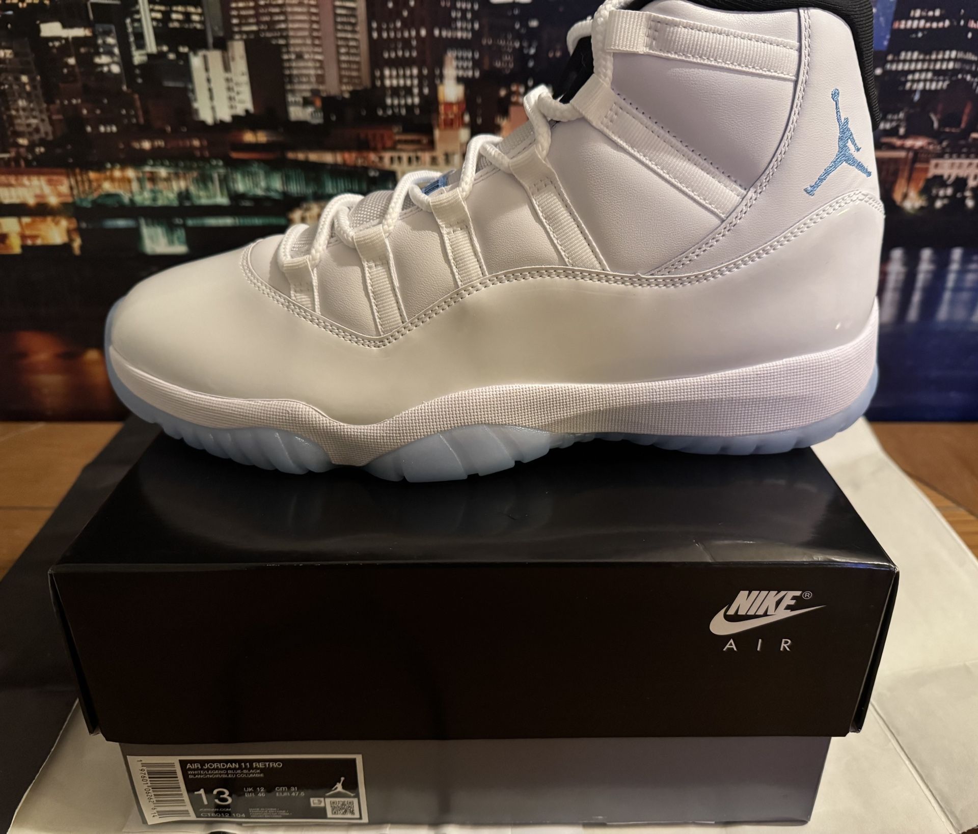 Air Jordan 11 Legend Blue 24’ Size 13