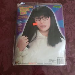 Female Nerd Kit New