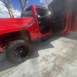 2016 CHEVY SILVERADO Z71