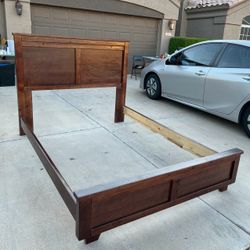 Queen Size Quality Solid Wooden Bed Frame Headboard And Footboard 