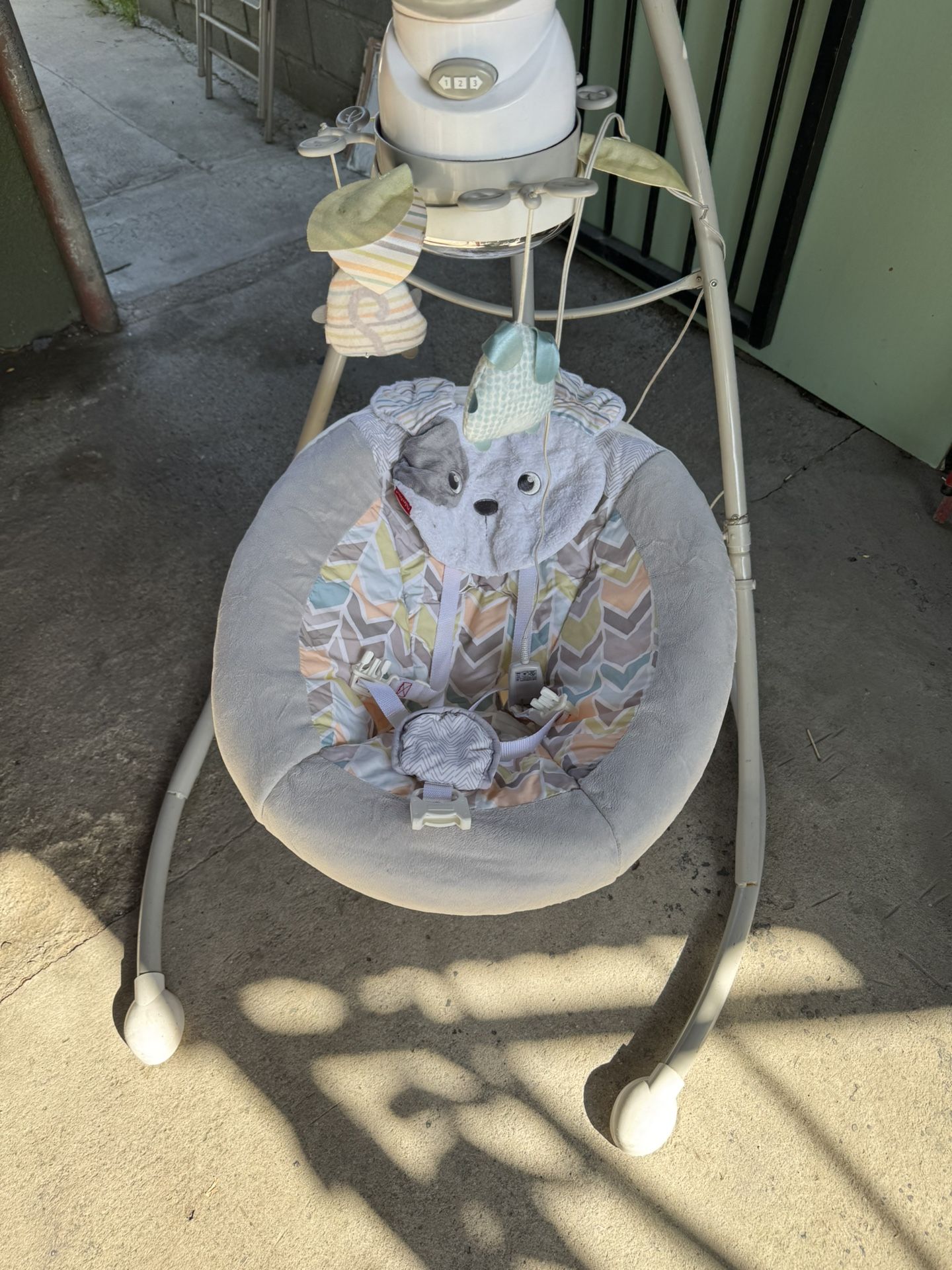 Fisher Price Baby Swing