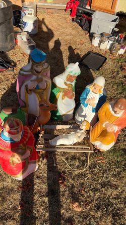 Vintage Nativity Blow Mold Set