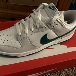 Nike Dunk Size 11 New