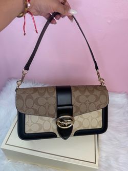 Coach Signature Shoulder Bag