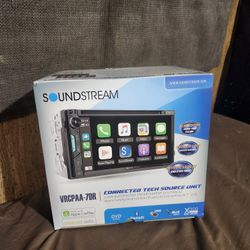 Soundstream Apple Carplay 7" Touch Screen DVD Bluetooth 10 Band EQ 4v Front Rear Subwoofer Outputs 