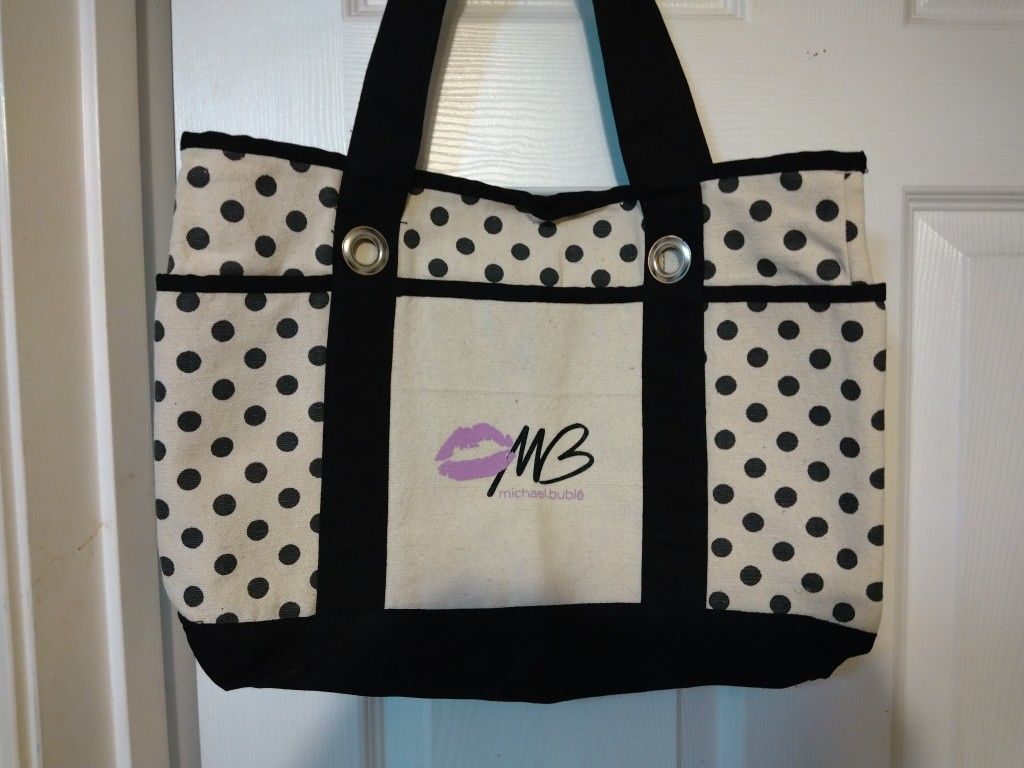 Medium Tote Bag