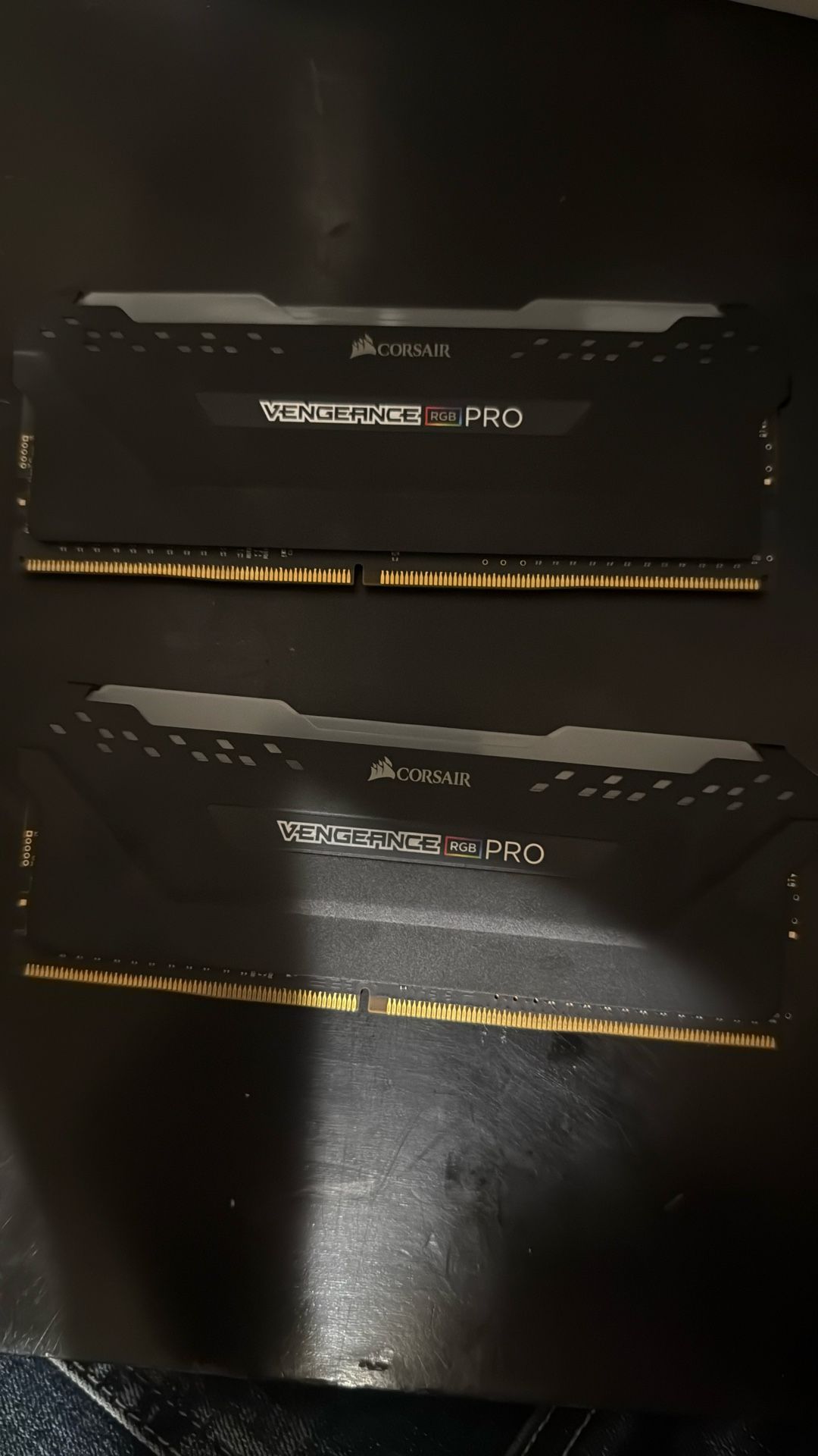 Corsair vengeance rgb pro DDR4 