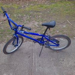 20" Mongoose BMX Boys Bike