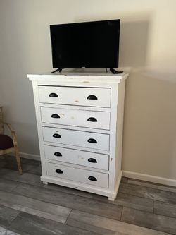 DISTRESSED WHITE DRESSER