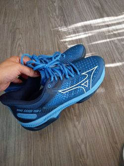 Mizuno Wave Exceed Tour 5 AC tennis shoes size 8
