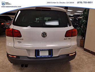 2012 Volkswagen Tiguan Thumbnail